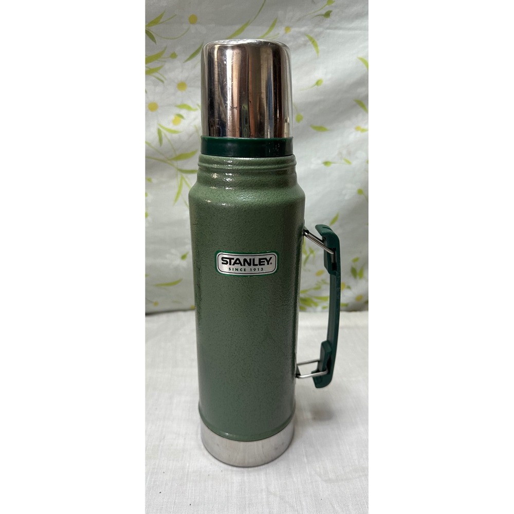 Stanley Classic Vacuum Insulated Bottle Hammertone Green Stainless Steel Thermos